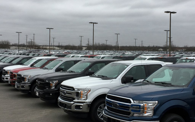 Unsold Pickup Truck Inventory Causing Prices to Drop